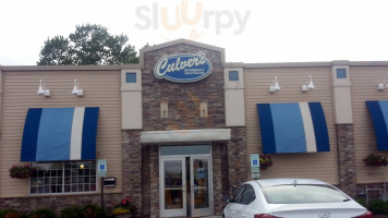 Culver's inside