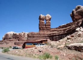 Navajo Twins outside