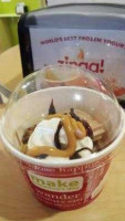 Zinga! Frozen Yogurt food