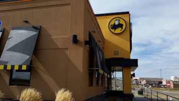 Buffalo Wild Wings outside