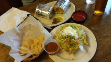 Ede's Taco Shop food