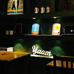 YAAM Bistrot inside