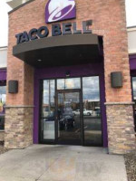 Taco Bell inside