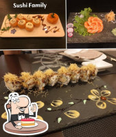 Sushi Family food