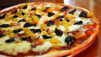 Oeste Pizza food