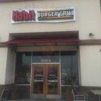 The Habit Burger Grill outside