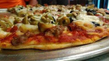 Sorrento's Pizza food