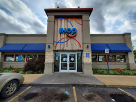 IHOP  Store # 4469 outside