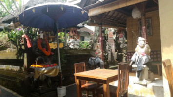 Warung Boga Sari inside