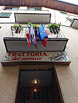 Trattoria Del Mercato outside