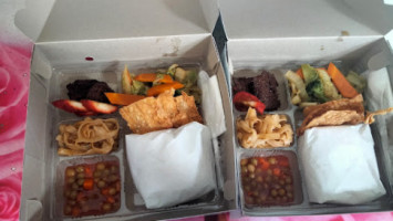 Rm. Kasih Vegetarian food