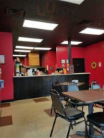 Westernport Fox's Pizza Den inside