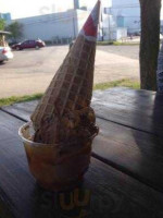 Abe's Old Fashioned Frozen Custard outside