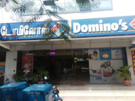 Dominos Pizza outside