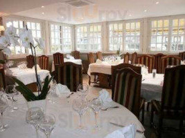 Auberge Du Cheval Blanc food