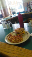 Cissy's Diner food