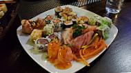 Sushi'n Eden food