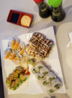 Sushi Moto food