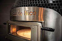 La Pizza De Nico inside