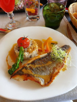 Resto Bistro D'uo food