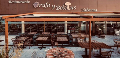 Trufa Y Boletusq food