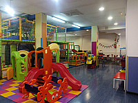 El Raco Dels Peques inside