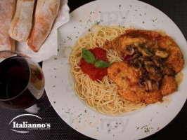 Italianno's food