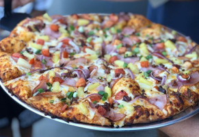 Round Table Pizza, Torrance And North Redondo Beach food