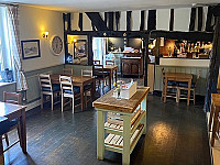 The White Hart inside