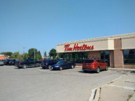 Tim Hortons outside