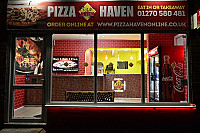 Pizza Haven outside