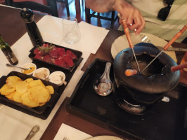 Montanha Raclette E Fondue food