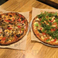 Blaze Pizza food