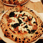 L' Antica Pizzeria food