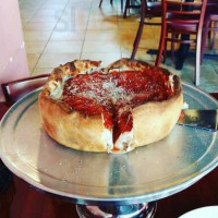 Manhattan Chicago Pizza food