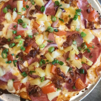 Round Table Pizza, Torrance And North Redondo Beach food