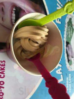 Menchie's Frozen Yogurt food