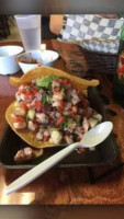 El Trebol Mariscos food