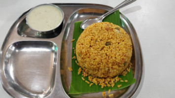 Ruchi Restaurant food