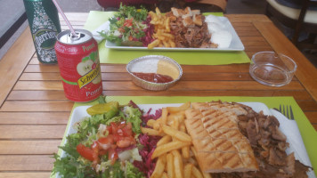 Tombiq Doner food