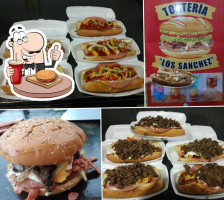 Tortas Y Hot Dog Copalar food