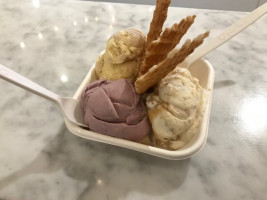 Jeni's Splendid Ice Creams food