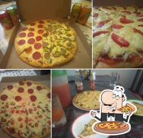 Pizzas Y Pastas Angelotti food