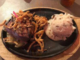 Logan's Roadhouse food