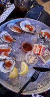 B-17 Bombers Oyster Pub food