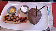 Buffalo Grill food