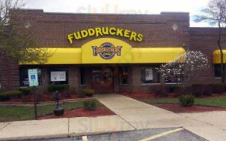 Fuddruckers outside