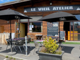 Le Vieil Atelier outside