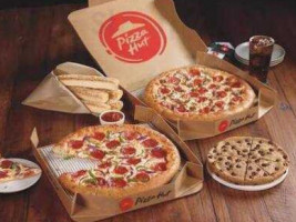 Pizza Hut food