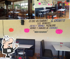 Cafe El Encanto food